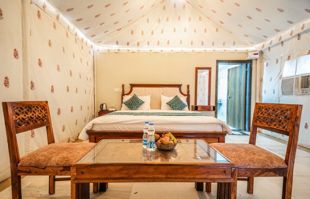 Group desert camp booking and cultural evening in Jaisalmer